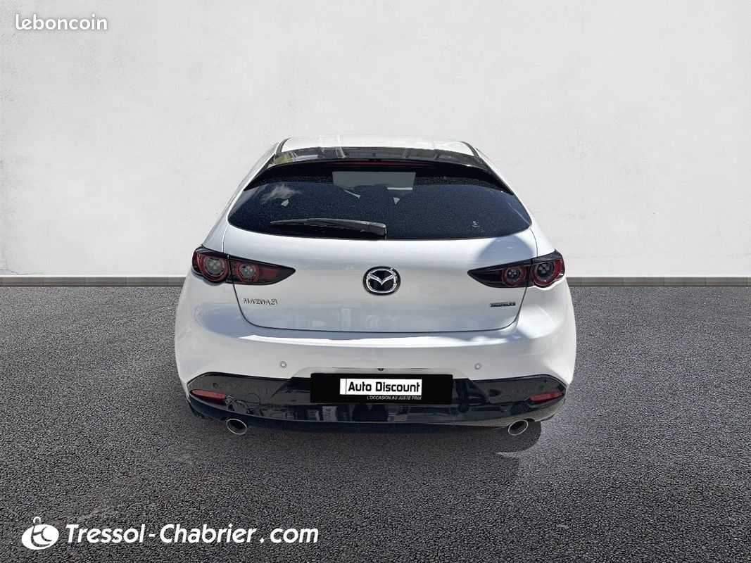 MAZDA Mazda3 5 portes 2.0L SKYACTIV-X M Hybrid 180 ch BVM6 100eme Anniversaire (image 4)