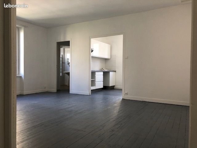 Appartement 3 pièces 74 m² · à Avranches · 74 m² · 725 €