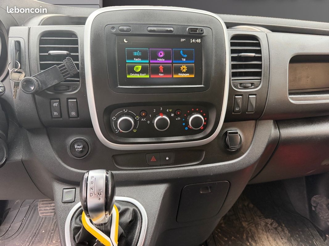 RENAULT TRAFIC III FOURGON L1H1 3T 2.0 BLUE DCI 170 EXTRA BA 150Ch Garantie 12 mois (image 14)