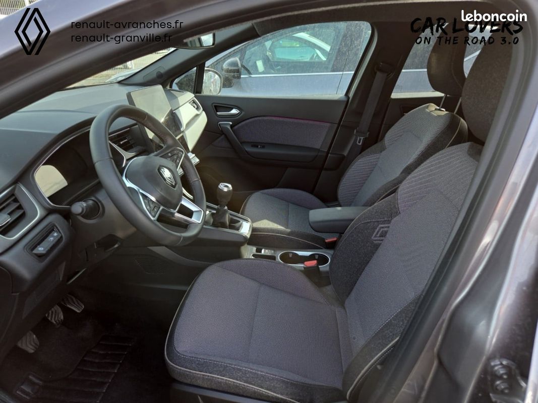 RENAULT Captur TCe 90 ch Techno (image 11)