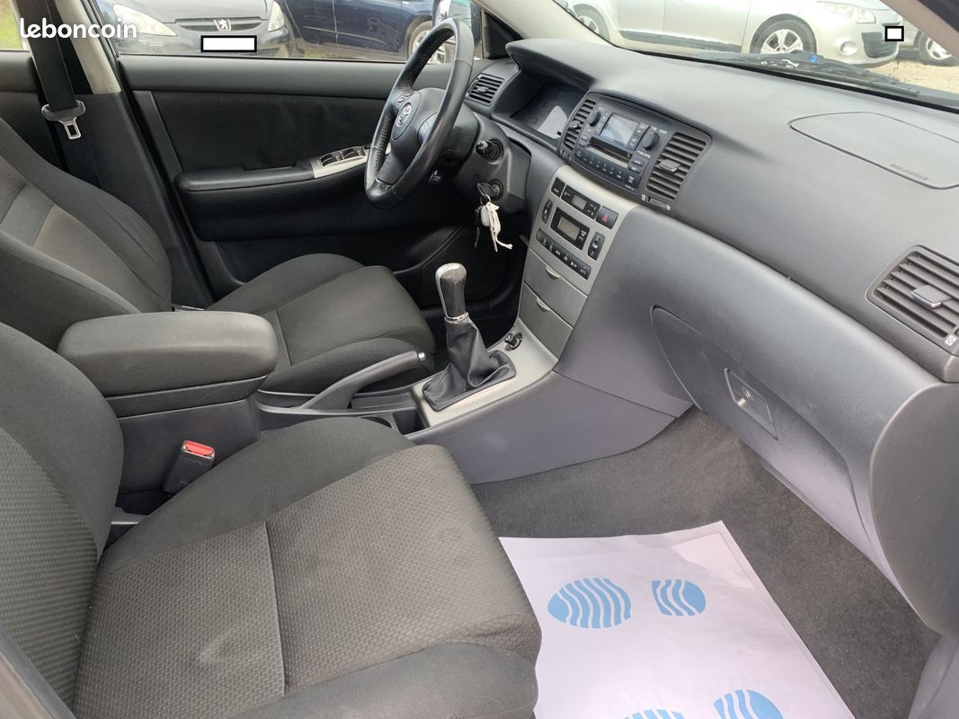 TOYOTA COROLLA 2.0 D-4D 16V 116cv SOL (image 4)