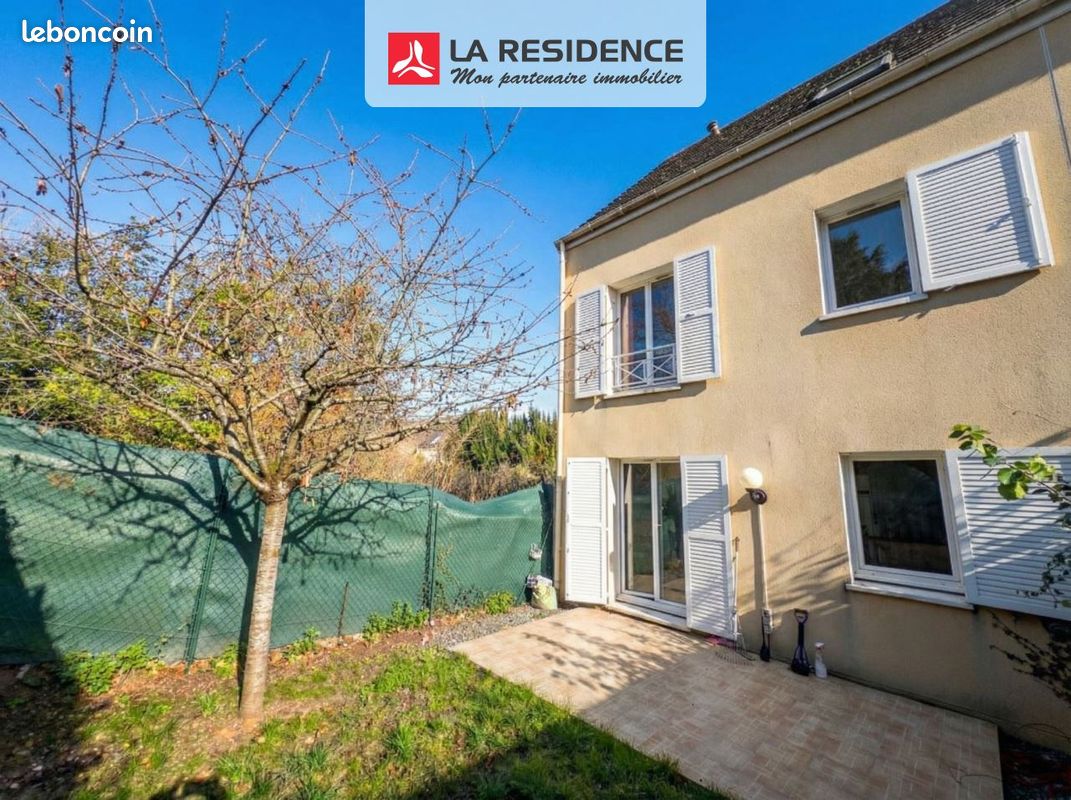 Maison 6 pièces 105 m² · à Carrières-sous-Poissy · 105 m² · 359 000 €