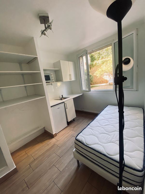 Appartement 1 pièce 10 m² · à Paris · 10 m² · 600 €