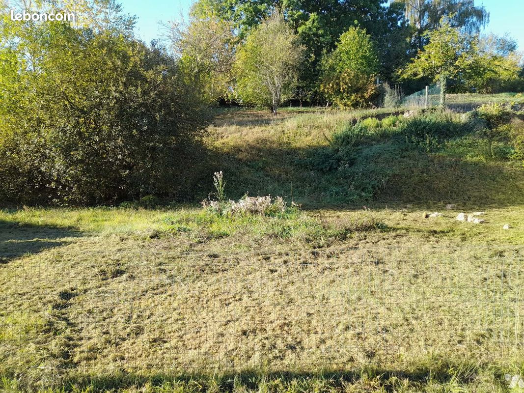 Maison 949 m² · à Neuve-Maison · 949 m² · 12 500 €