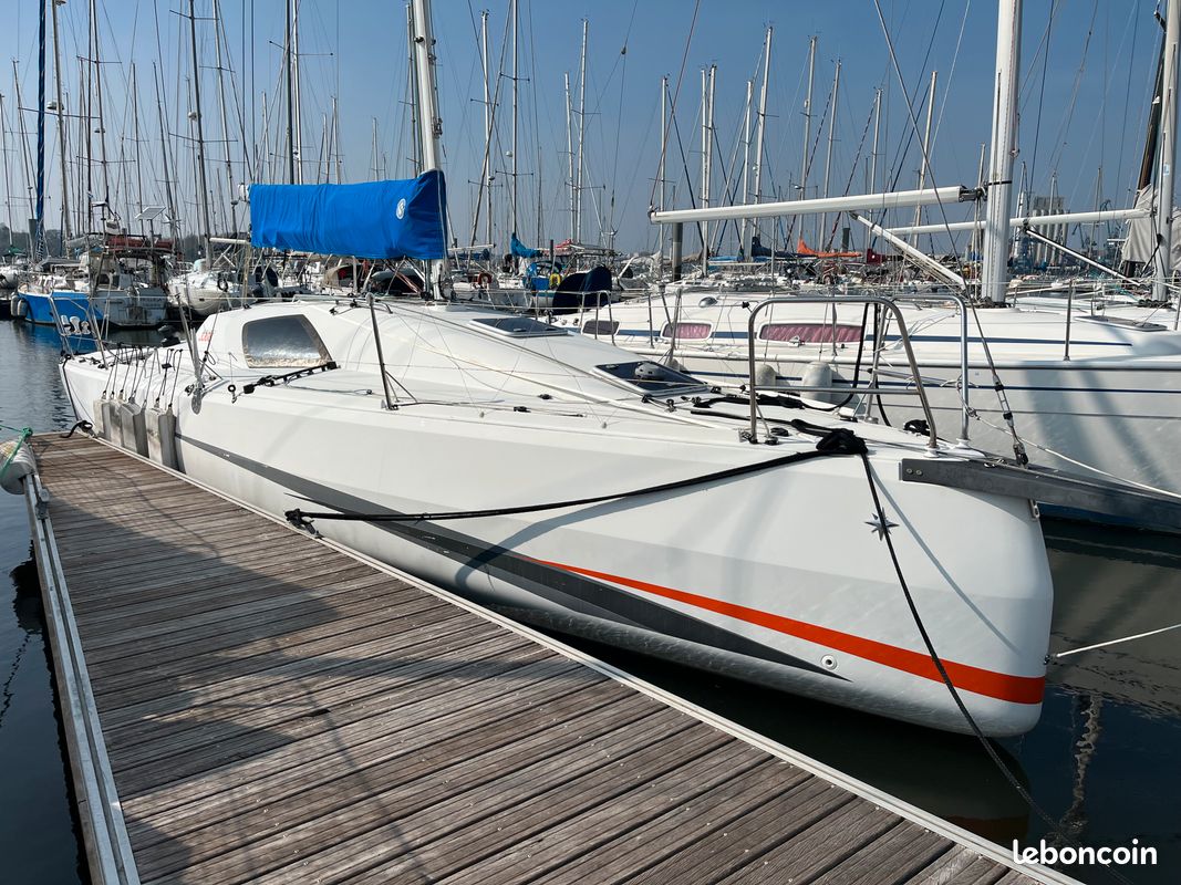 SUN FAST 3300 (JEANNEAU) — View photo 1