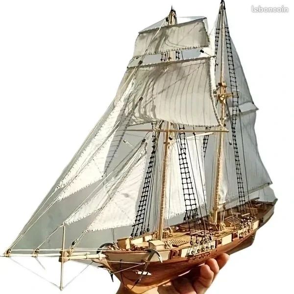 Modèle de voilier, ornement de voilier en bois, décoration de modèle de Modèle de voilier, ornement de voilier en bois, décoration de modèle de