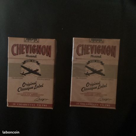 chevignon cigarettes 2 paquets de cigarettes Chevignon