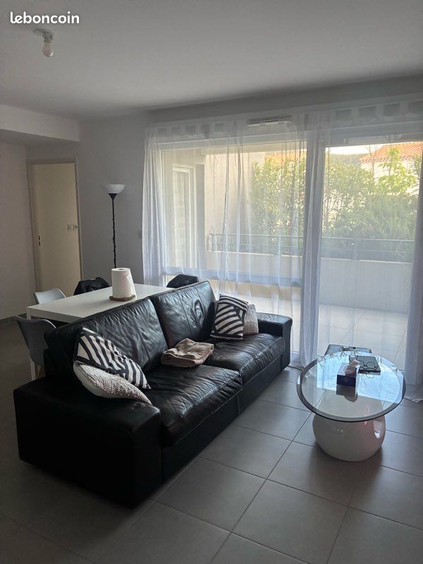 Appartement 3 pièces 55 m² · à Cuges-les-Pins · 55 m² · 259 000 €
