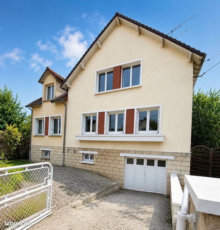 Maison 8 pièces 137 m² · à Chambly · 137 m² · 460 000 €