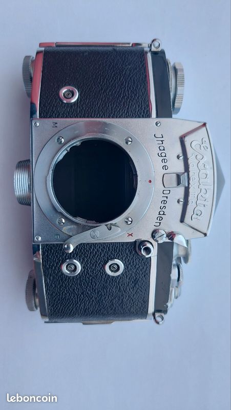 Appareil photo Exakta VX 1000 | Blanc | Allemagne | 1967 - 1970 | Ne f