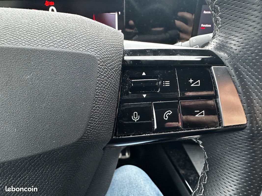 Opel astra 1.2 t 130 gs-line historique entretien complet / sieges chauffants / apple carplay / android auto (image 23)