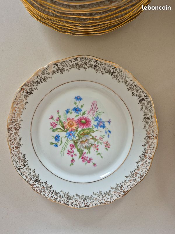 Service de table véritable porcelaine de limoges (image 1)