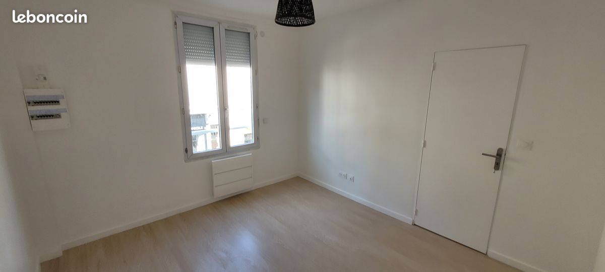 Immeuble 12 pièces 144 m² · à Méru · 144 m² · 445 000 €