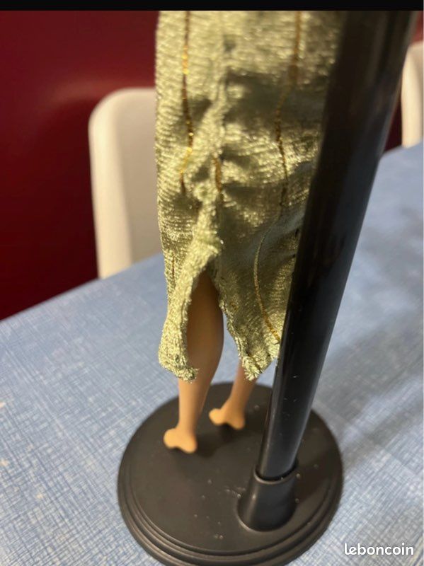 Habit pour poupée mannequin (image 3)