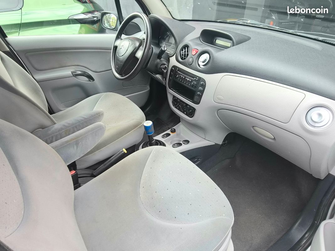 Citroen c3 1.4 75 clim/radar/kit distri neufs (image 4)