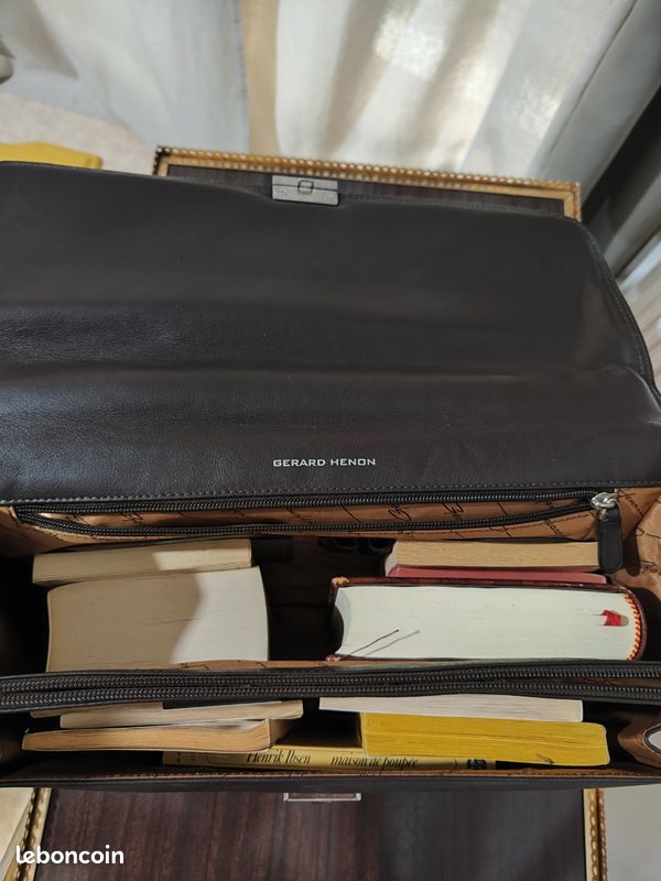 Porte-documents en cuir Gérard Hénon (image 4)