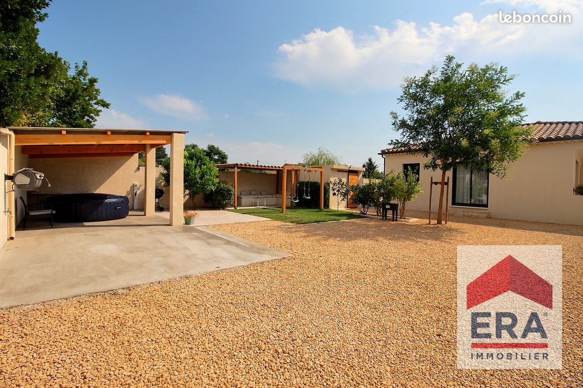 Maison 8 pièces 175 m² · à Mondragon · 175 m² · 430 000 €