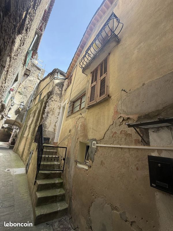 Appartement 2 pièces 31 m² · à Berre-les-Alpes · 31 m² · 77 000 €