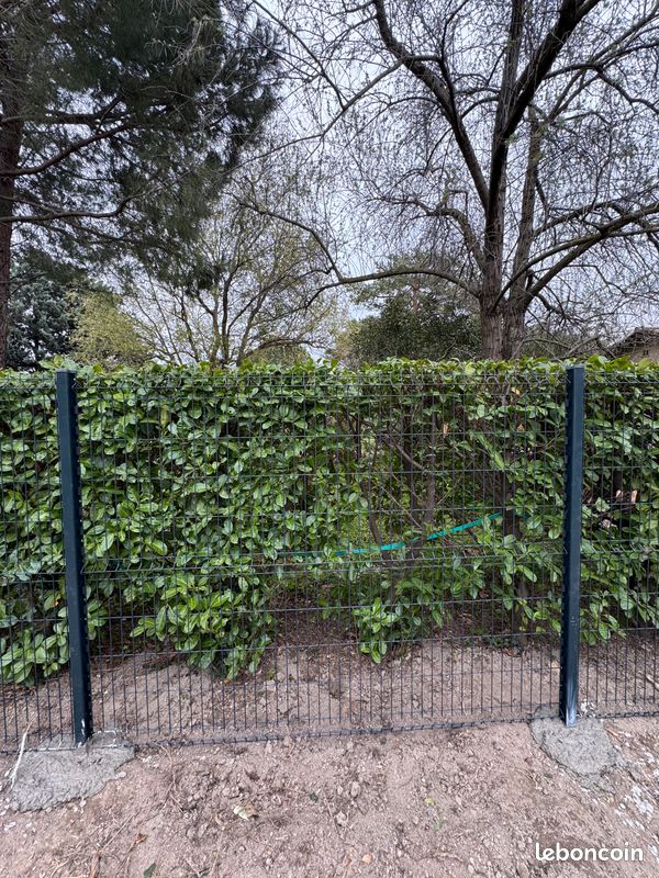 Vends et installation de Clôture grillage rigides au Meilleur Rapport qualité/prix (image 4)