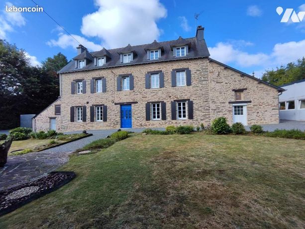 Propriété 9 pièces 256 m²