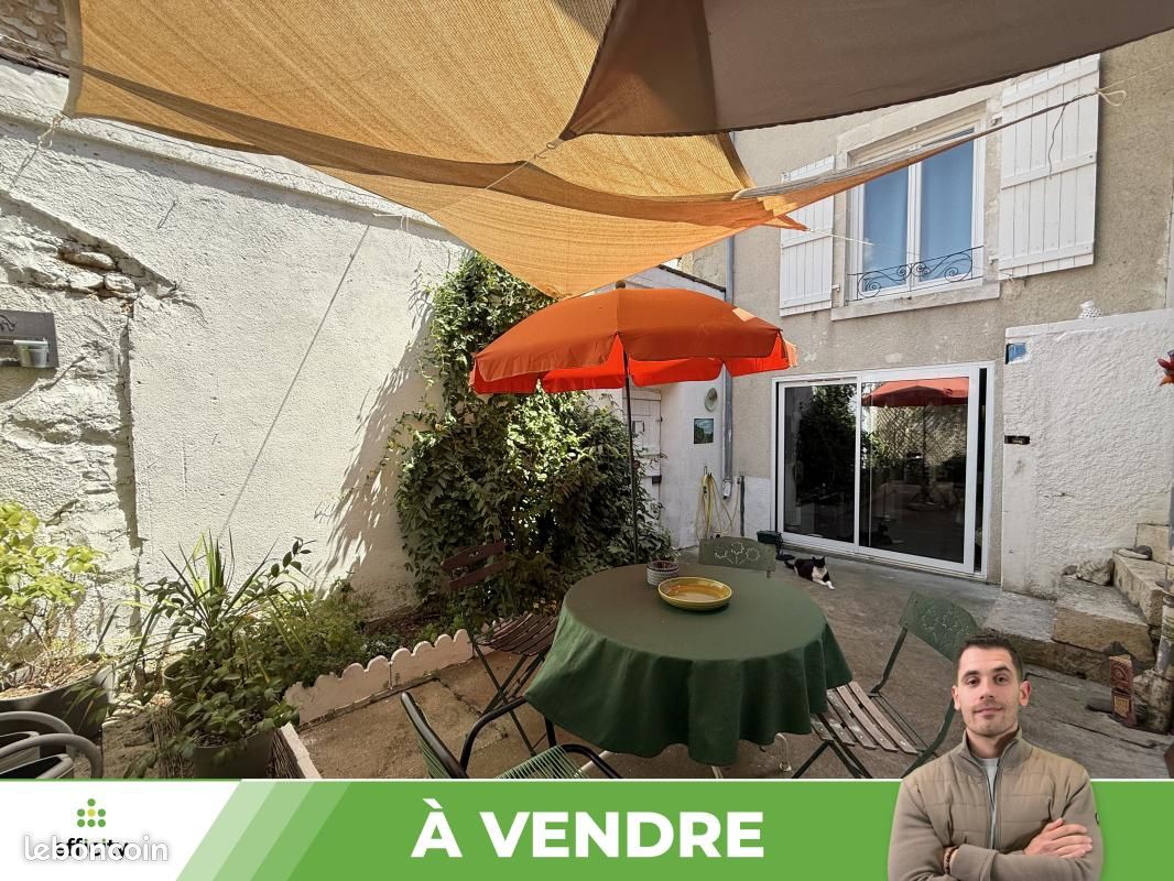 Maison 7 pièces 159 m² · à Saint-Savin · 159 m² · 119 000 €