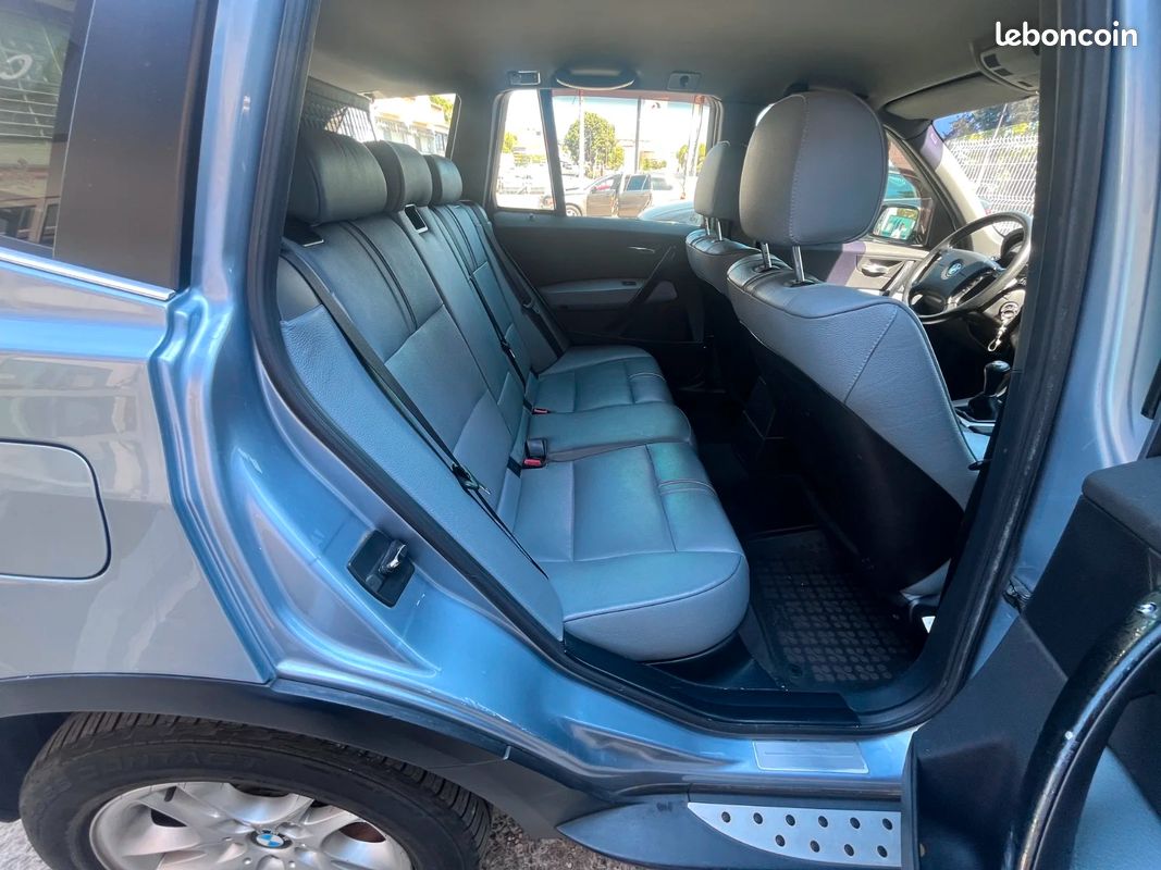 BMW X3 X3 3.0d 204 ch Confort / Moteur M57 / Attelage / CarPlay / Barre de toit / (image 35)
