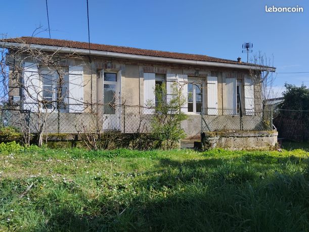Immeuble 165 m² Créon