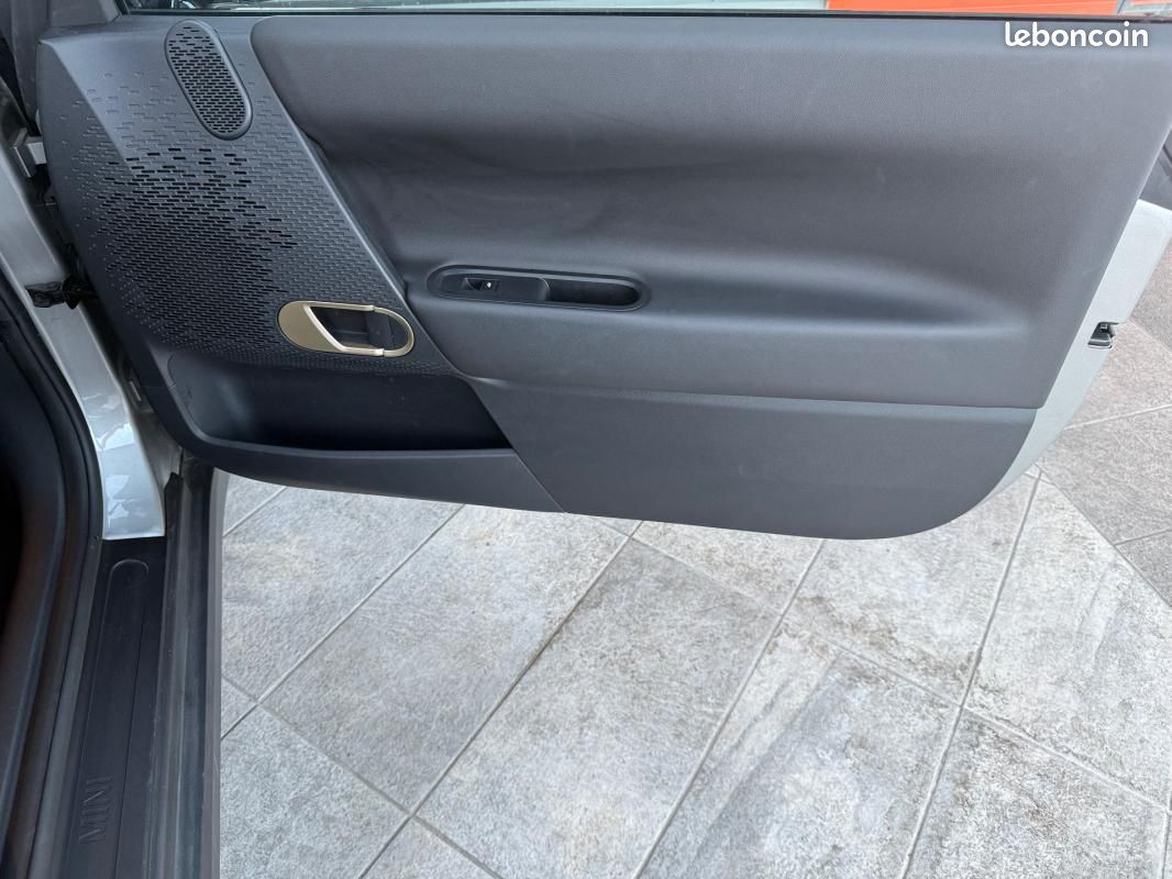 Mini Cooper ELECTRIC J01 SE 218 ch Essential (image 19)