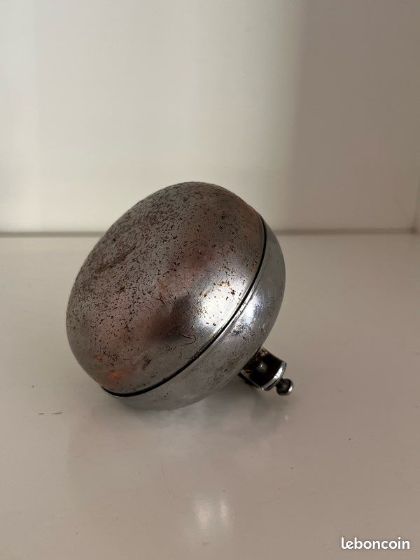 ANCIENNE GROSSE SONNETTE chaîne porte de magasin boutique dia. cloche 18 cm fer EUR 140,00 - FR