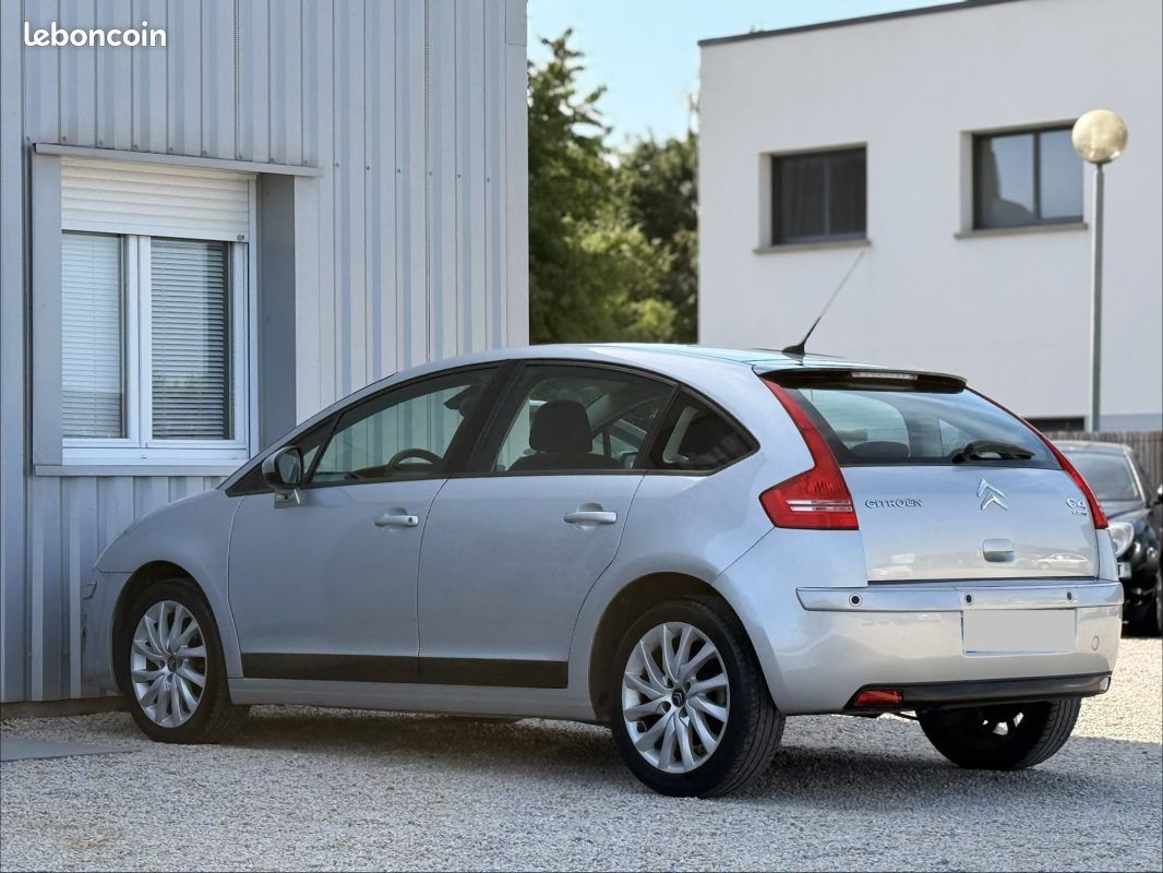 Citroen c4 1.6i vti 120cv exclusive 2010 164 000km (image 6)