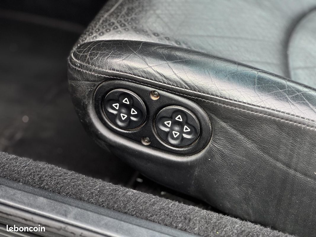PORSCHE 911 Targa 3.6i - BVA Tiptronic TYPE 993 TARGA (image 18)