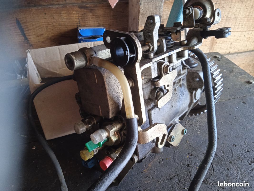 Pompe injection BOSCH 1.5D Peugeot Citroën (image 2)