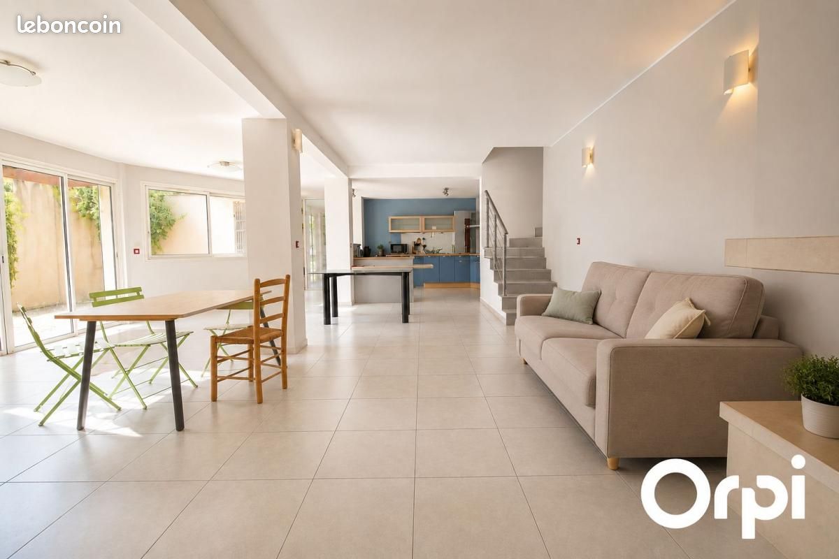 Maison 5 pièces 146 m² · à Marseille · 146 m² · 705 000 €