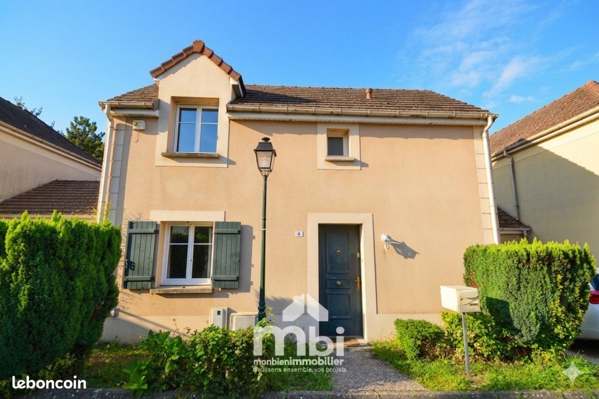 Maison 5 pièces 79 m² · à Saint-Witz · 79 m² · 274 000 €