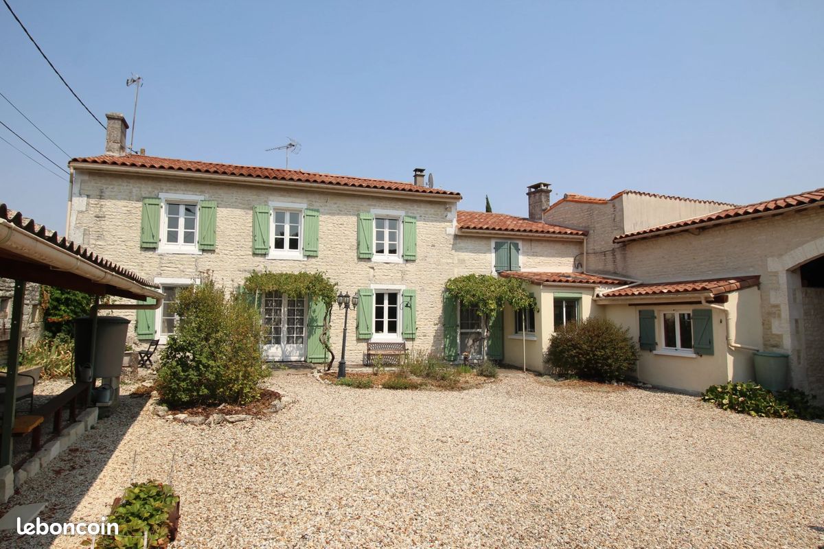 Maison 6 pièces 132 m² · à Oradour · 132 m² · 233 260 €