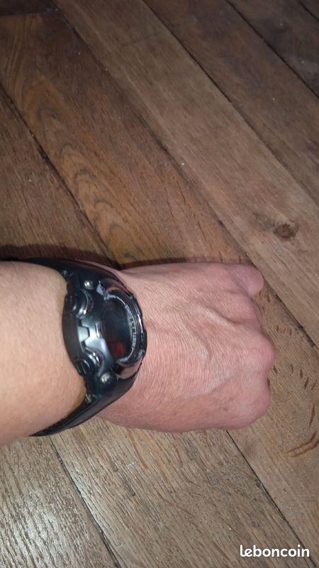 Montre électronique neuf mixte (image 4)