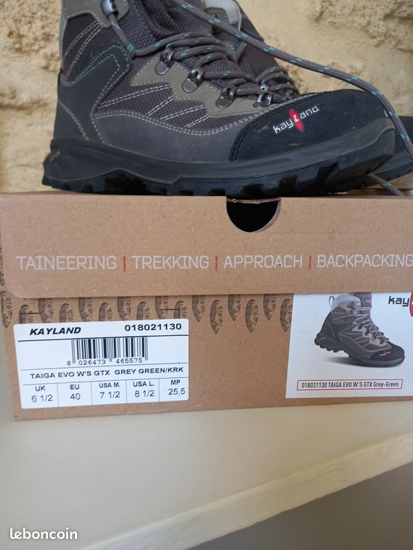 Chaussures de randonnée (image 1)