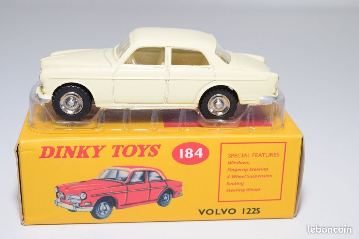 Dinky Toys 1/43 – Volvo 122S Rouge – Réf. 184 – Excellent état