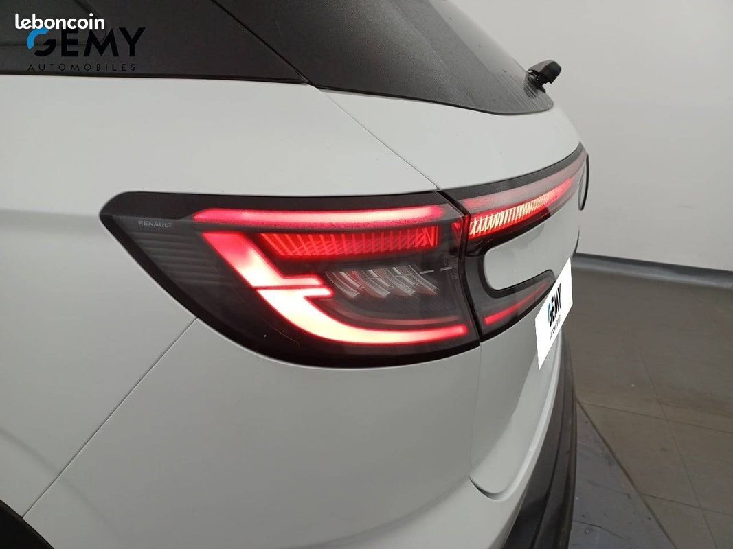 RENAULT Austral E-Tech full hybrid 200 GSR2 Techno esprit Alpine (image 17)