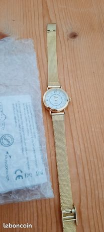 Lot De Montres Quartz Femme Saint James - Boîtier Doré Alliage, Cadran Blanc - 118 Grammes - Occasion