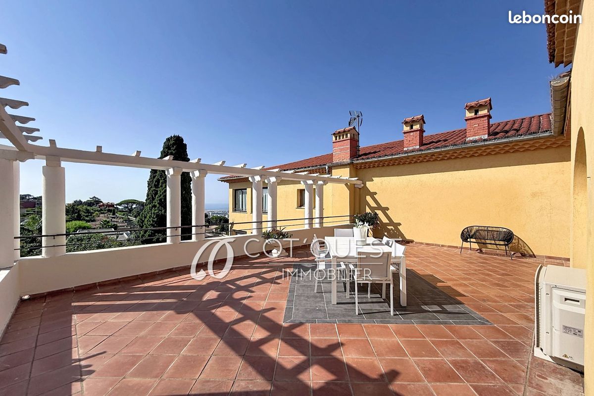 Appartement 3 pièces 90 m² · à Nice · 90 m² · 570 000 €