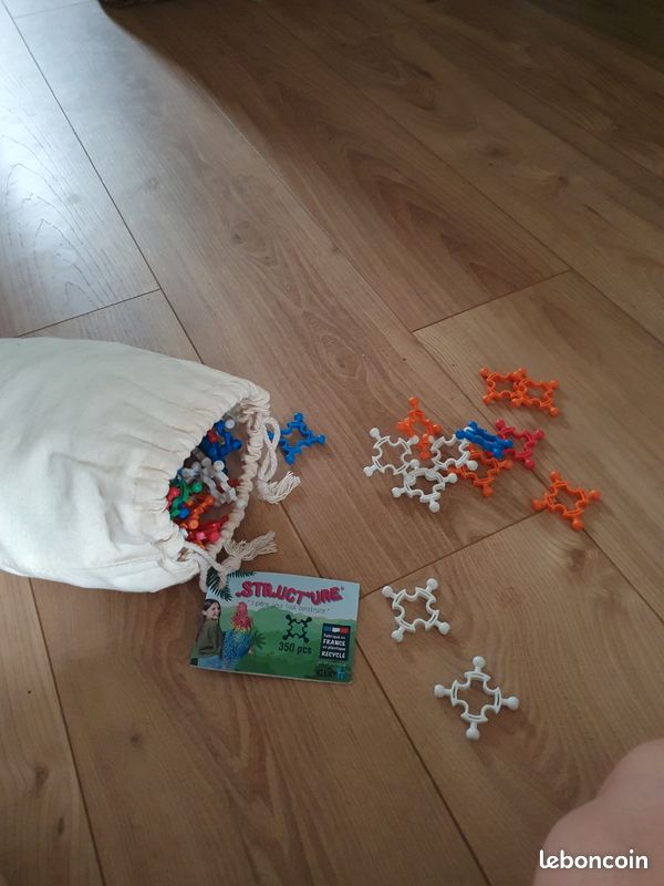 Jeu de construction structure (image 1)