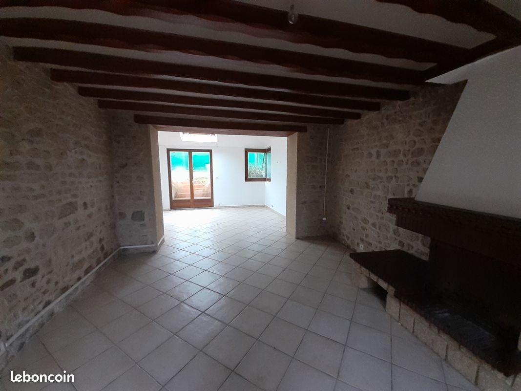 Maison 7 pièces 160 m² · à Gellainville · 160 m² · 193 000 €