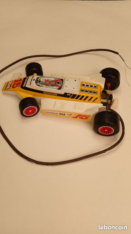 Moto filoguidée Joustra - Jeux & Jouets