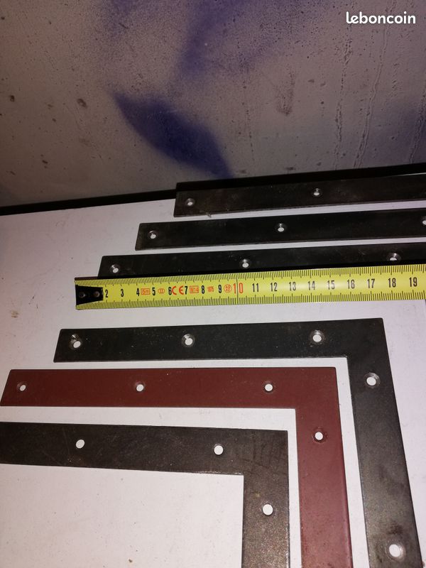 équerres+ pattes fixation+ paumelles (image 3)