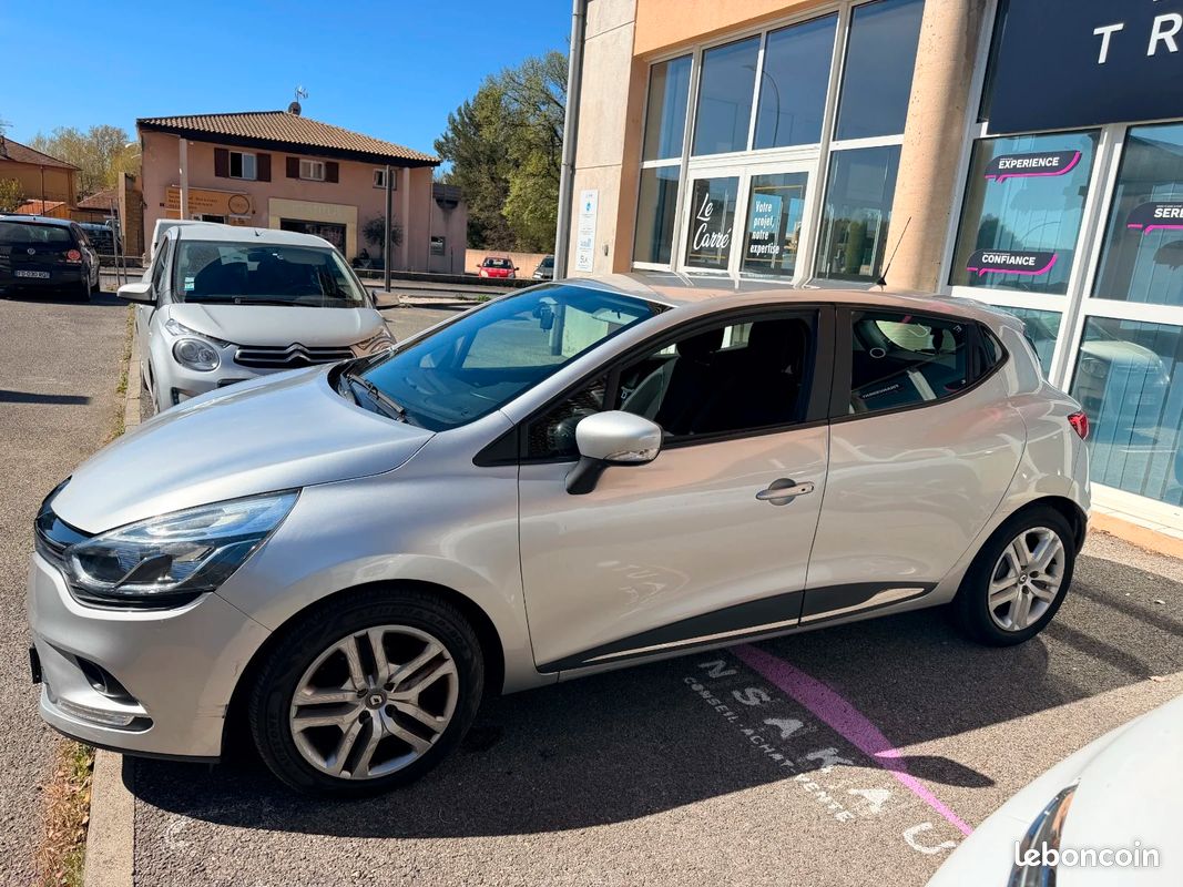 RENAULT CLIO IV BUSINESS dCi 90 Energy eco2 (image 5)