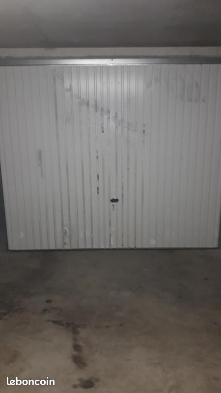 Parking 13 m² · à Lyon · 13 m² · 94 €/mois
