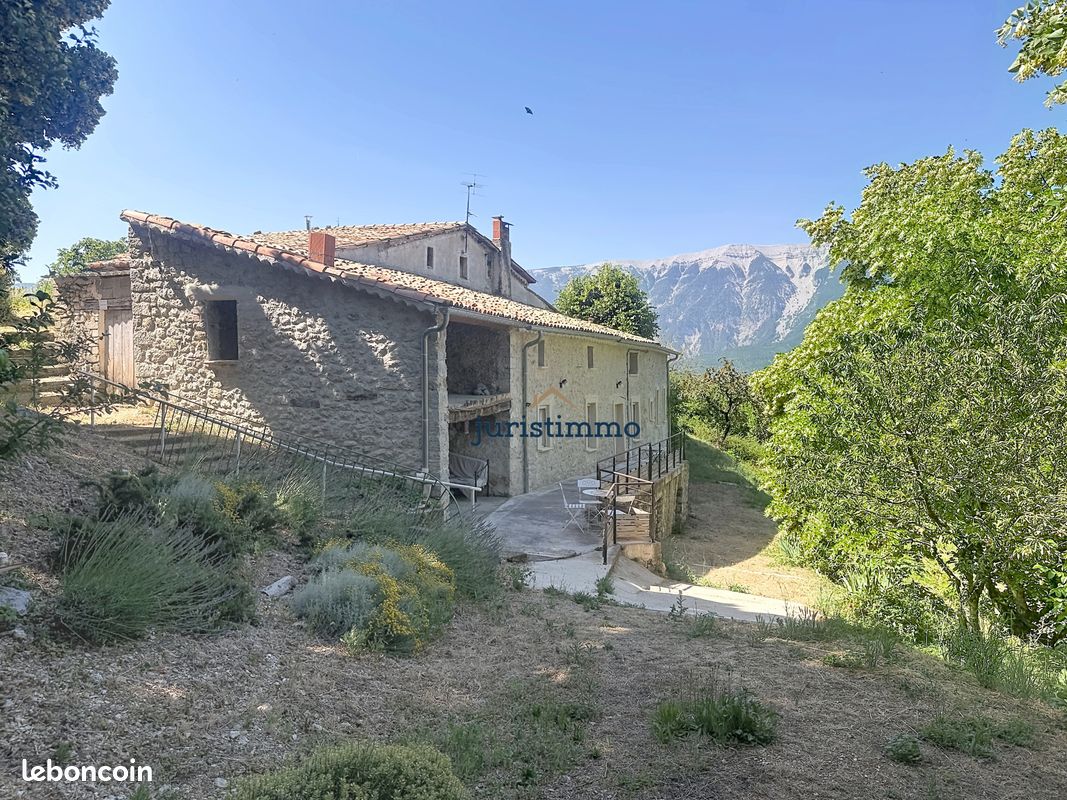Maison 10 pièces 200 m² · à Plaisians · 200 m² · 330 000 €