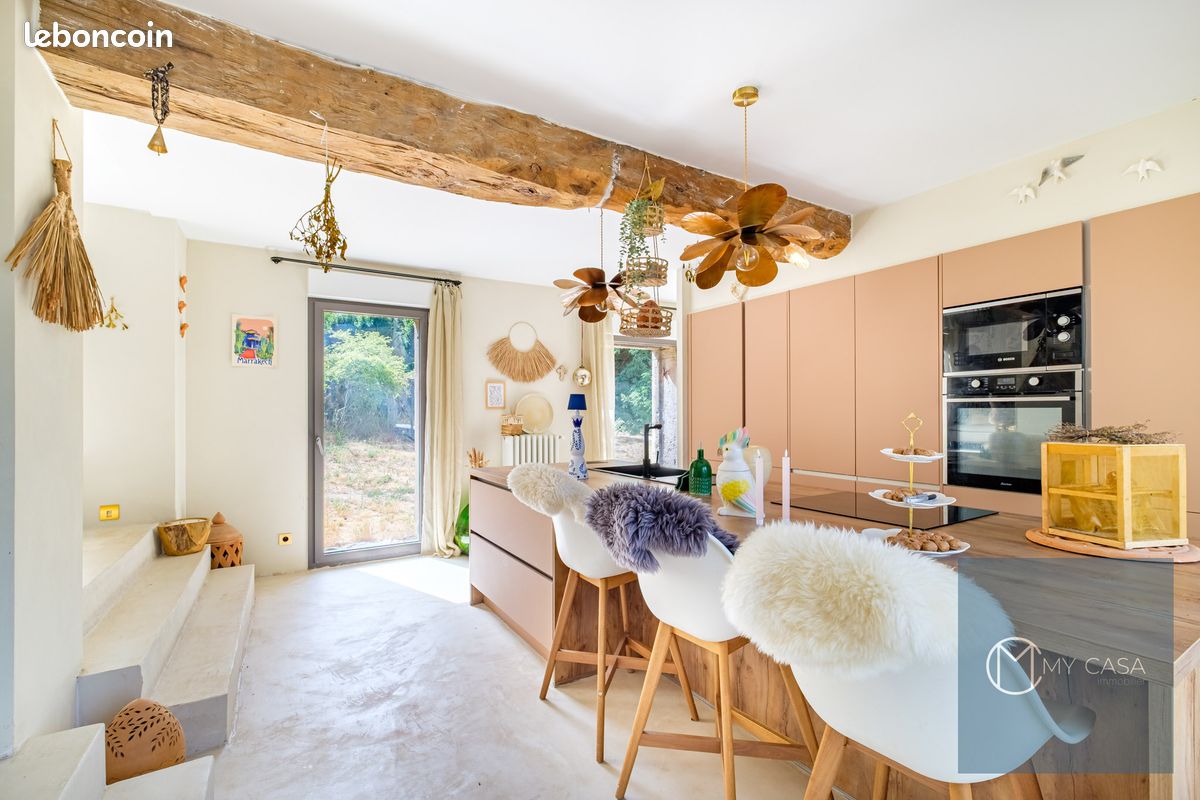 Maison 5 pièces 280 m² · à Limonest · 280 m² · 759 000 €