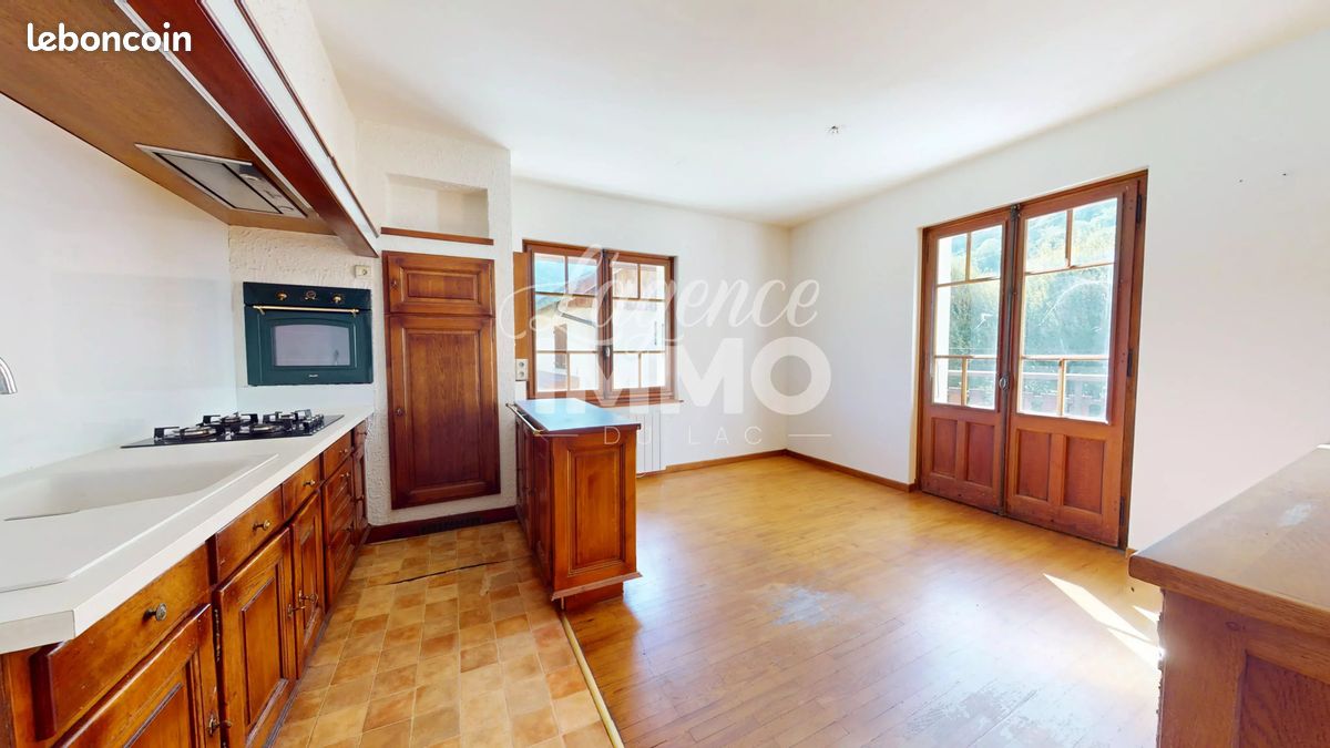 Appartement 3 pièces 84 m² · à Lathuile · 84 m² · 270 000 €